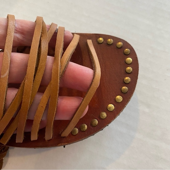 Free People Willow Tassel Wrap Around Gladiator Leather Sandals - Picture 6 of 9